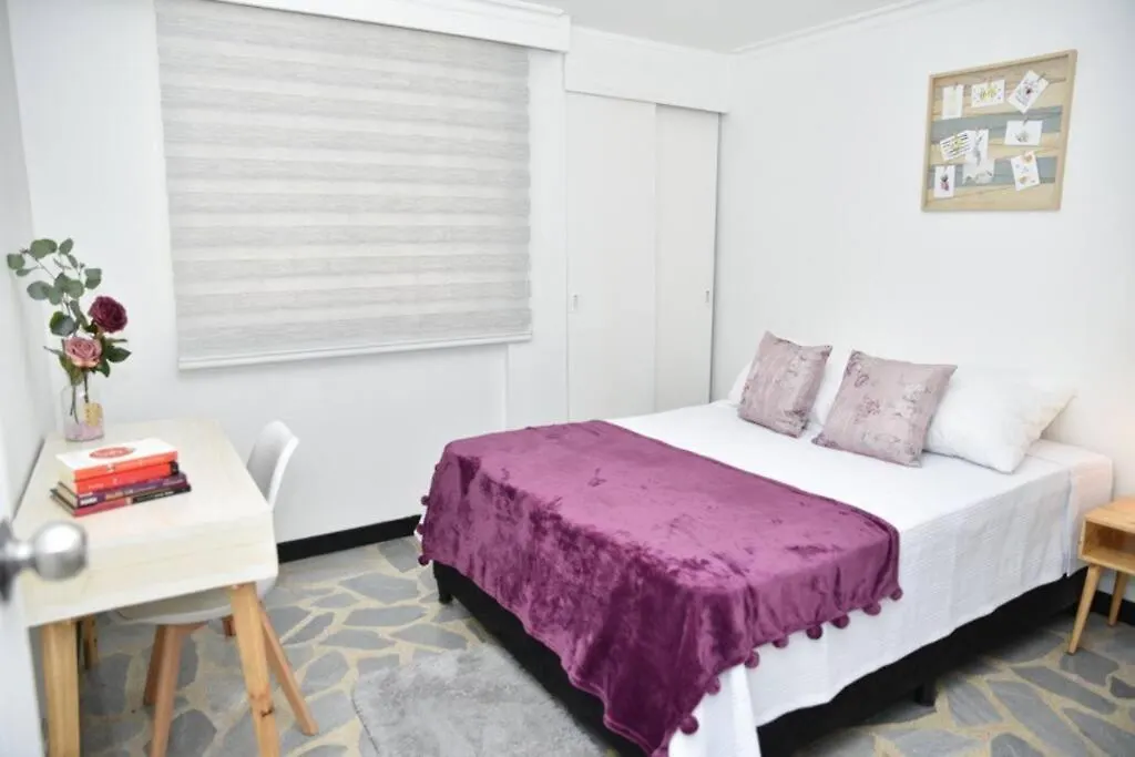 Apartamento Ambiente Familiar 112 Medellin 0*,  Colombia