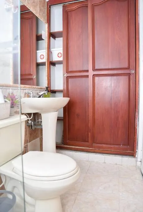 Apartamento Ambiente Familiar 112 Medellin 0*,  Colombia