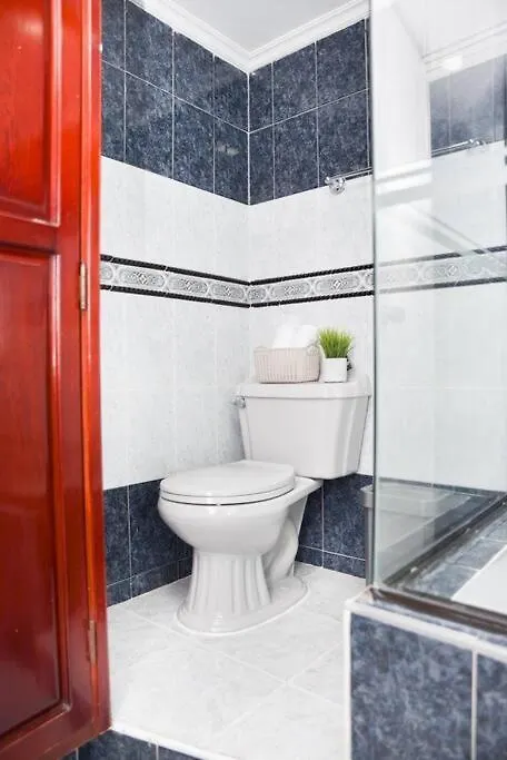 شقة Apartamento Ambiente Familiar 112 ميديلين كولومبيا