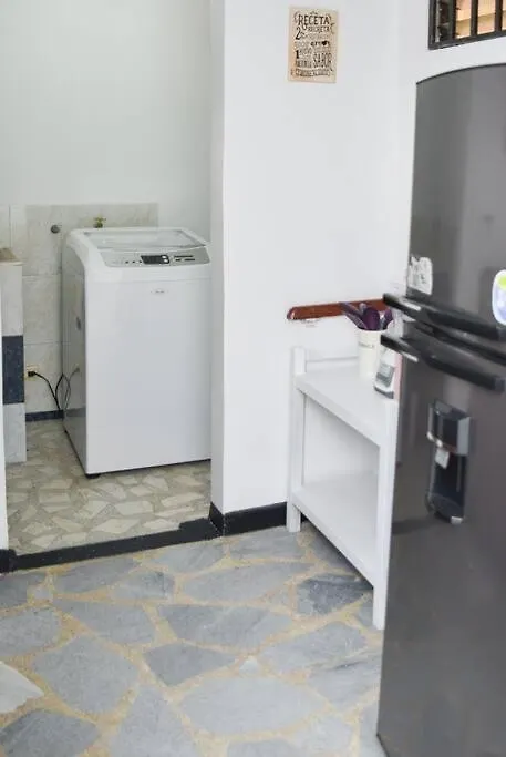 شقة Apartamento Ambiente Familiar 112 ميديلين